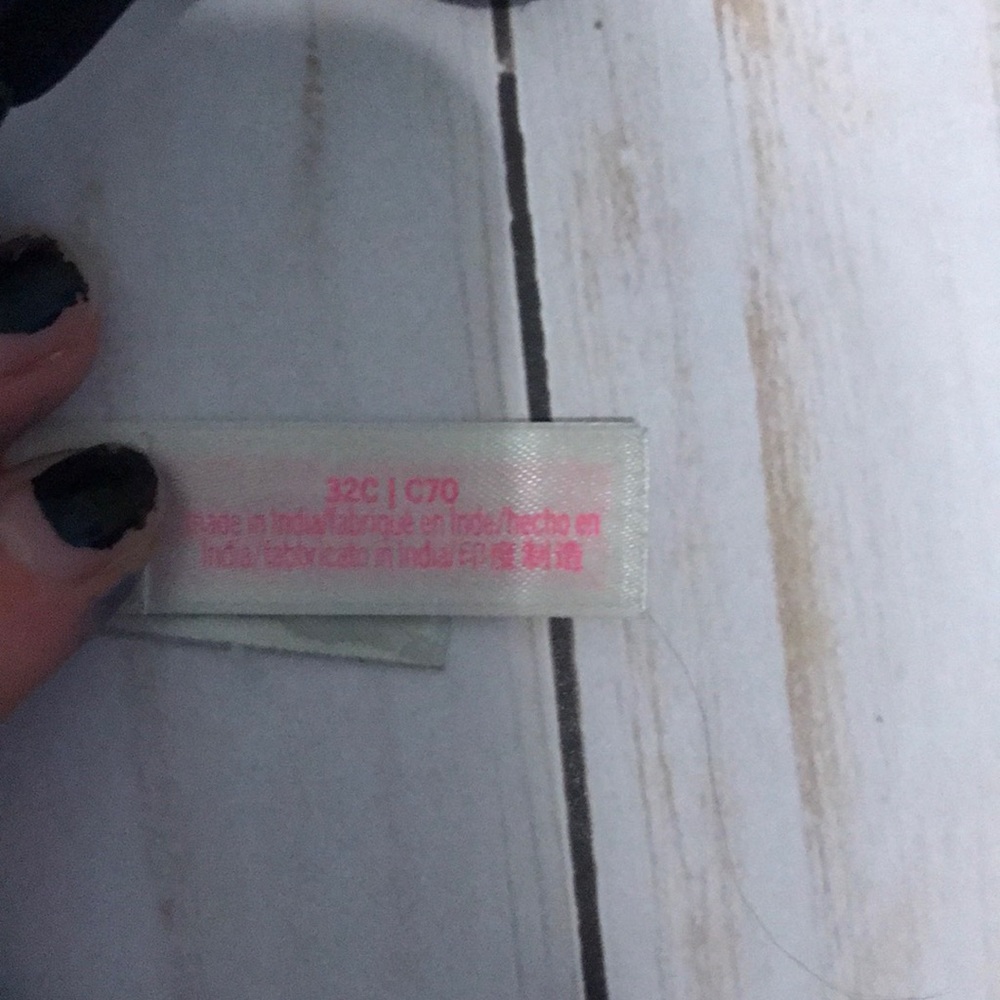 bra - Picture 2 of 3